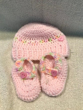 Handmade Infant 3- 6 Month Multi Pastel Hat & MJ Shoes Set