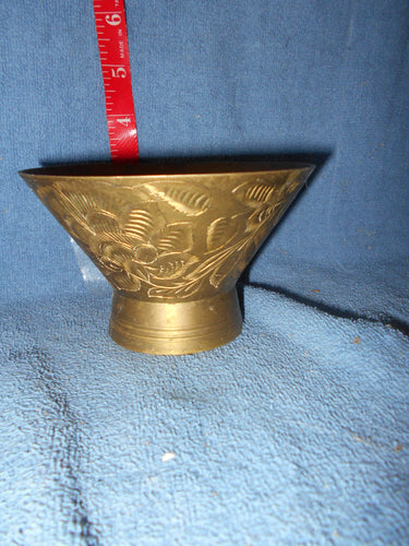 Vintage Brass Pedestal Bowl Etched (19)