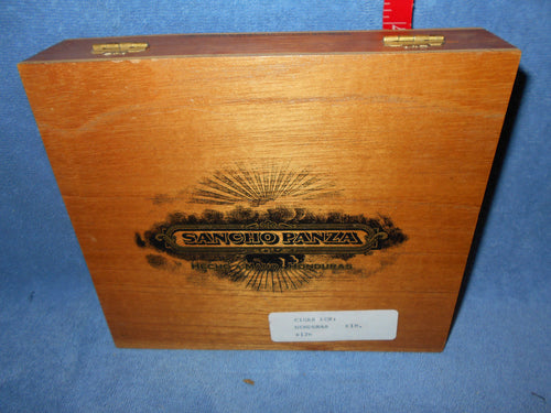 Vintage Cigar Box: Honduras (16)