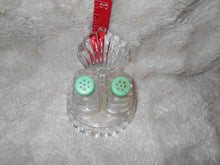 Vintage Glass Seashell With Green Tops Salt & Pepper Shakers (459)