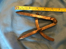 Vintage Compass (52a)