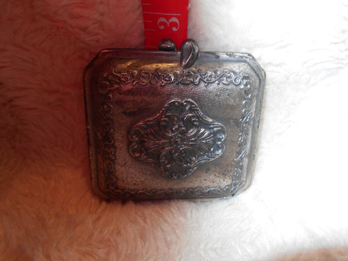 Vintage Pewter Ornate Compact (513)