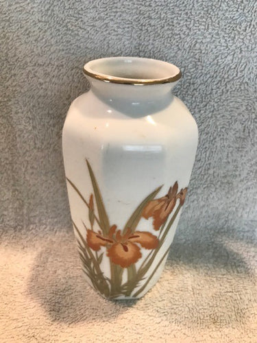 Antique Fine China Lily Vase W/Gold Trim  #1119