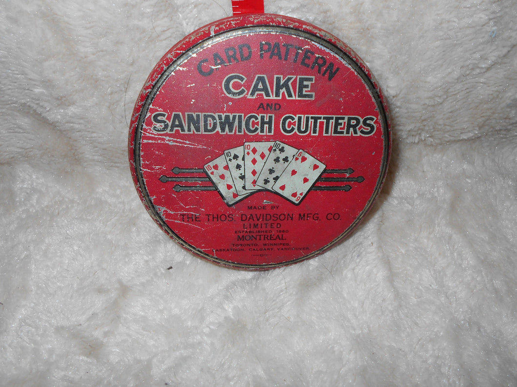 Vintage Card Shaped Cutters In Tin (631)