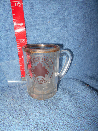 Vintage Mini Ottawa Chimo Inns Glass 2 3/4