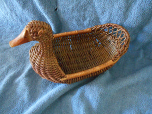 Vintage Woven Duck Basket (20)