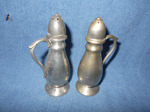 Vintage Solid Pewter Salt & Pepper Shakers "W" Solid Pewter 6181 (8)