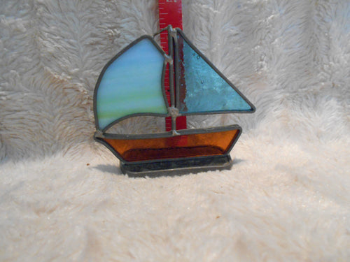 Vintage  Small Stained Glass Boat (506)