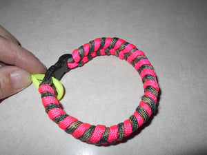 Green Mountain Couple Para-cord Bracelets (Variety scroll thru)