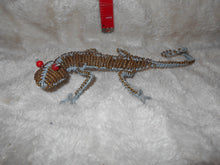 Vintage  Wire & Beaded Lizard Figure #118