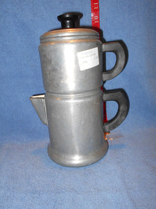 Vintage Aluminum Percolator (646)