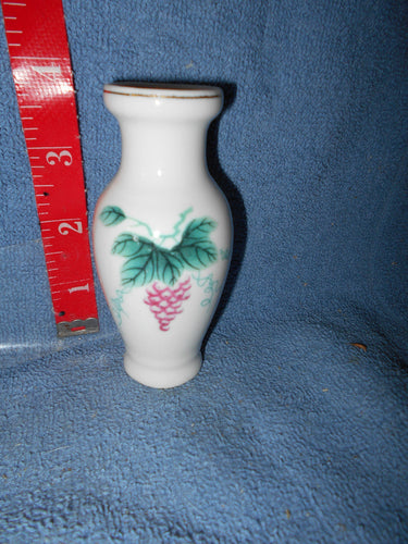 Vintage Chinese Porcelain Fruit Decorated, Gold-trimmed Vase 3 3/4