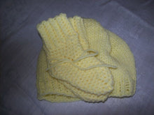 Handmade Large Newborn Infant Hat & Bootie Sets