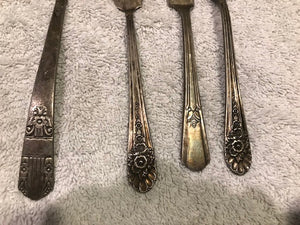 Vintage 4pc Set of Rogers Silverplate Serving Silverware (#445)