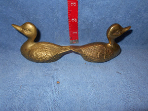 Vintage Pair of Heavy Brass, Brass-like Ducks (23)