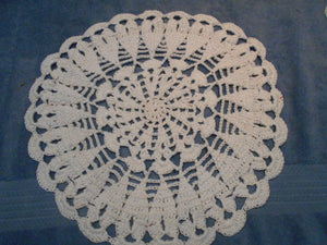 VT Handmade Crochet Doiley's (Scroll Thru Items)