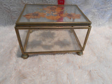 Vintage Brass, Glass & Pressed Flower Trinket Box (828)