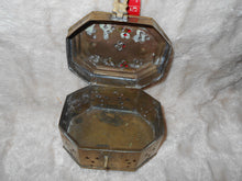 Vintage  Brass Footed, Hinged Cricket/Trinket Box (824)