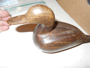 Vintage Pair of Elite Carved Ducks #100