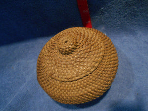 Vintage One-Rod Coiled, Space-Stitched Lidded Basket (21)