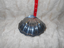 Vintage Silver/Silverplate Clam-Shaped Trinket Box (822)