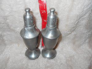 Vintage Pewter Salt & Pepper Shaker Web (5)