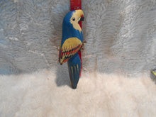 Vintage Hand-Carved & Painted Parrot Figure W/Clip #119