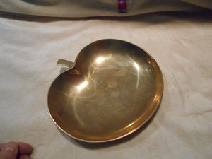 Vintage  Brass Apple Dish (40)