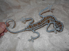 Vintage  Wire & Beaded Lizard Figure #118