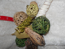 Vintage  Large Lot of Decorative Filler (18A)