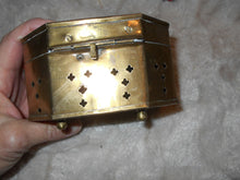 Vintage  Brass Footed, Hinged Cricket/Trinket Box (824)