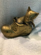 Vintage Brass Cat In Boot Figure (1)