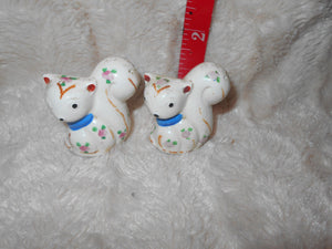 Vintage Salt & Pepper Holders 5