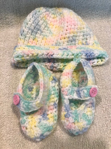 Handmade Infant 3- 6 Month Multi Pastel Hat & MJ Shoes Set