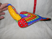 Deco: Ceramic Green-Bottomed Parrot #2025