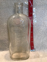 Vintage Lydia Pinkham Medicine Bottle (611)