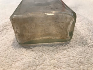 Vintage W. T. Rawleigh Co Bottle (619)