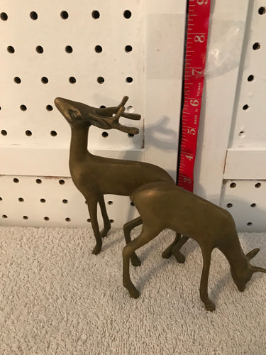 Vintage Pair of Heavy Brass Deer (Stag & Doe) (5)