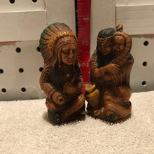 Set of Indian Salt & Pepper Shakers (2a)