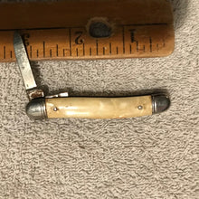 Vintage Pearlized Handled Jack Knife (497)
