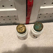 Vintage Porcelain Asian Hand Painted Salt & Pepper Shakers (409)