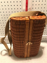 Wicker Wine Basket (31)