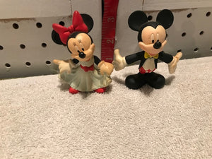 Vintage All-Dressed-Up Mickey & Minnie Figures #2054