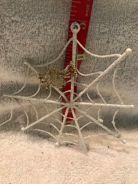 White Painted Wire Cobweb with Spider (52)