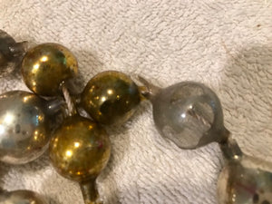 Vintage Glass Beaded Garland (2)