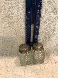 Set of Vintage Silver Plate and Pressed Glass Salt & Pepper Shakers (404)