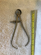 Vintage Caliper (#143)