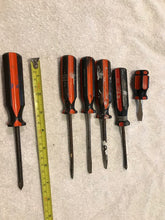 Vintage Set of 6 Screw Drivers (#210)