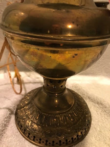 Antique/Vintage GWTW Brass Hurricane Lamp Electrified (#436)