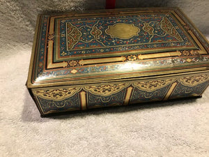 Vintage Beautebox Tin (#432)